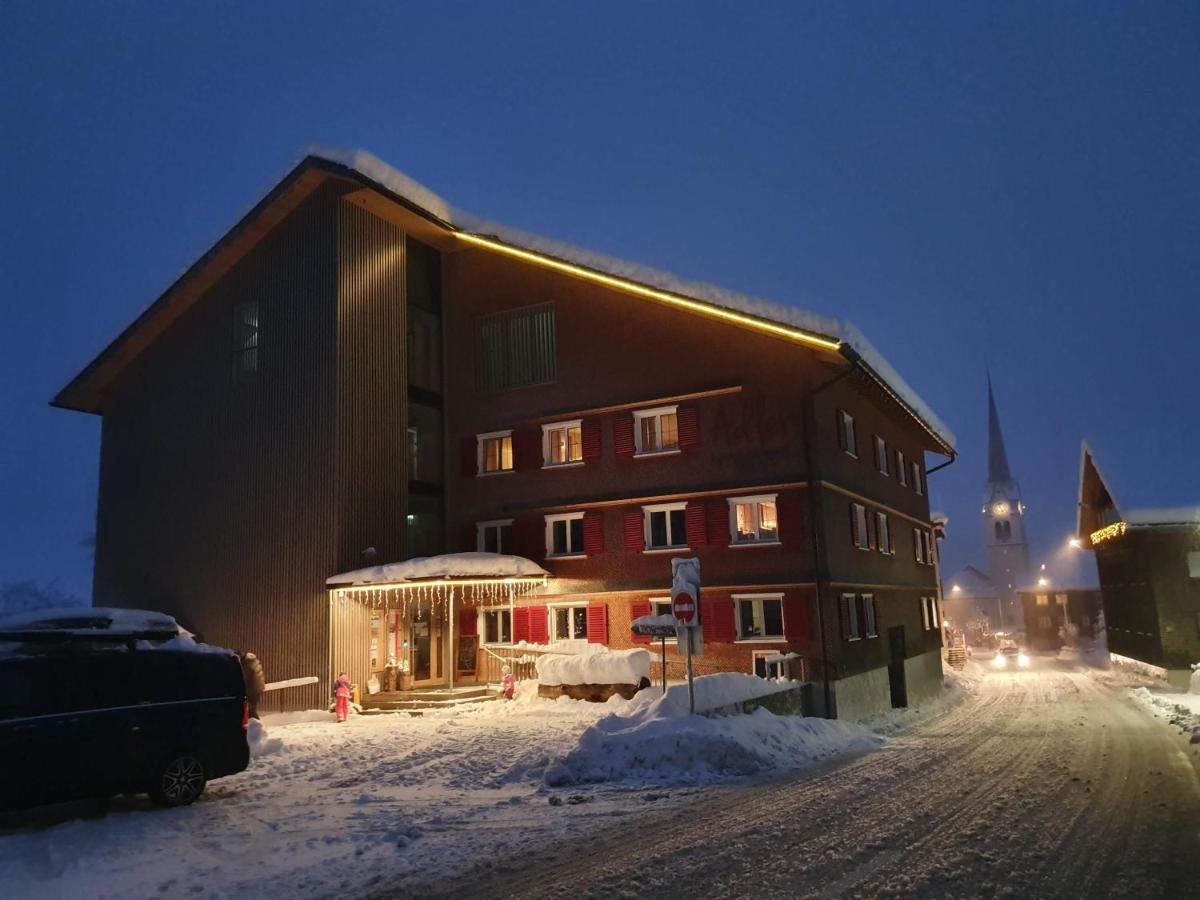 Familienhotel Adler Lingenau Exterior photo