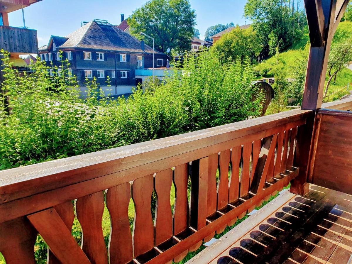 Familienhotel Adler Lingenau Exterior photo